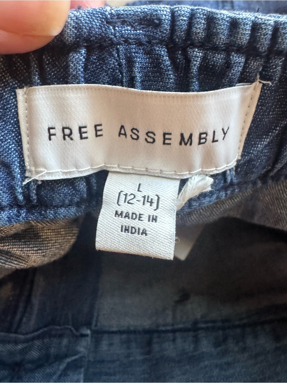 Free Assembly Women’s Denim patchwork Pocket Shorts - Blue - Picture 3 of 10